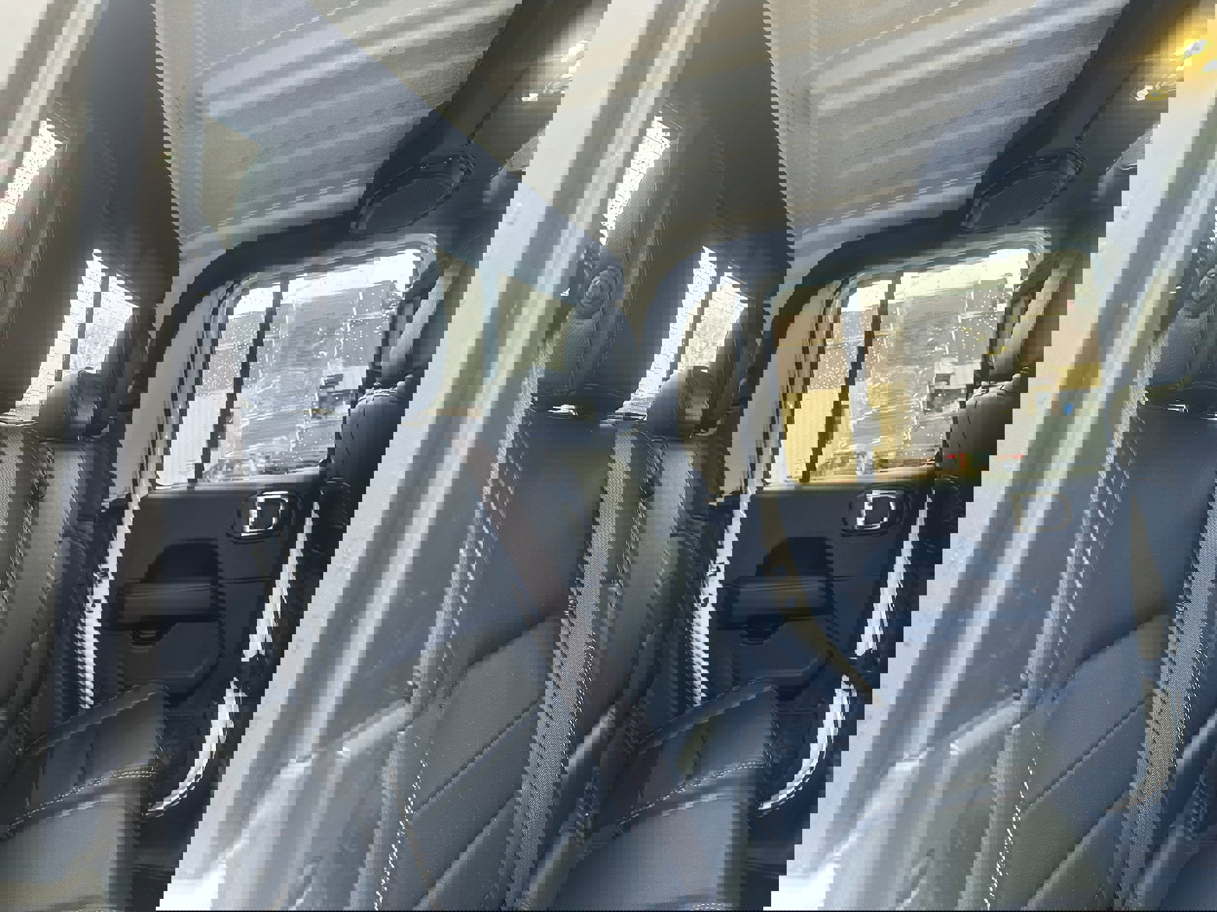 Used 2020 Jeep Gladiator Overland image 16