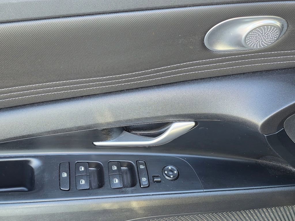 Used 2022 Hyundai Elantra SEL w/ Convenience Package image 12