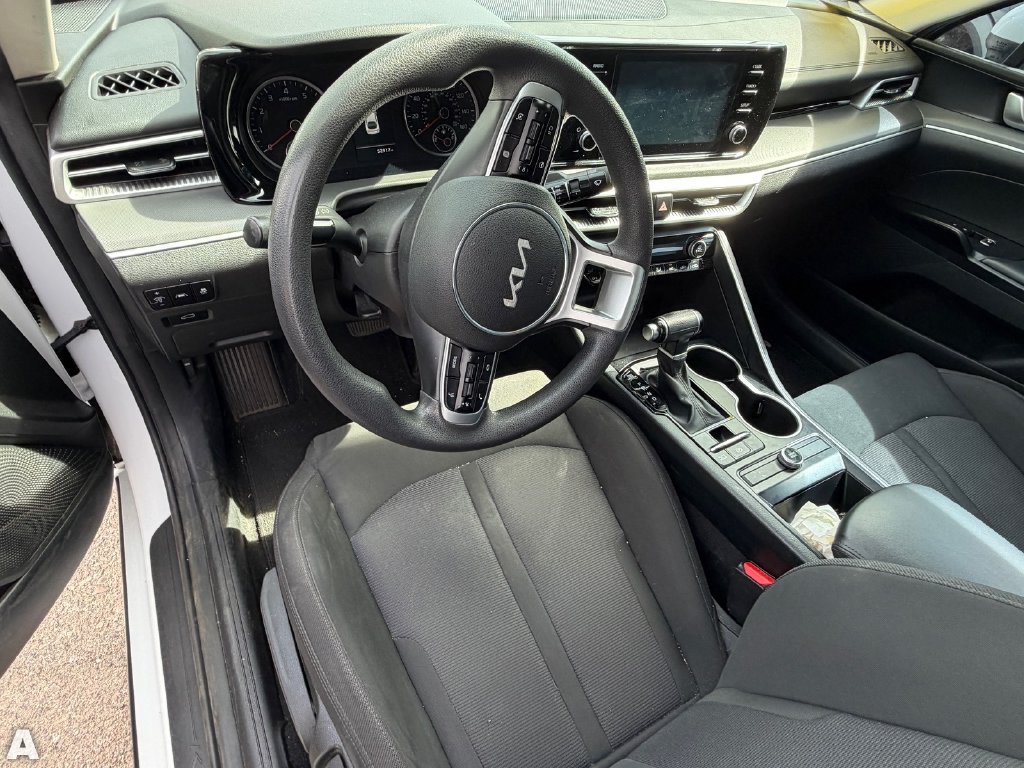 Used 2022 Kia K5 LXS FWD image 6