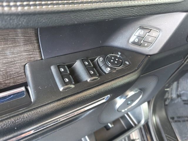 Used 2021 Ford Expedition Limited image 24