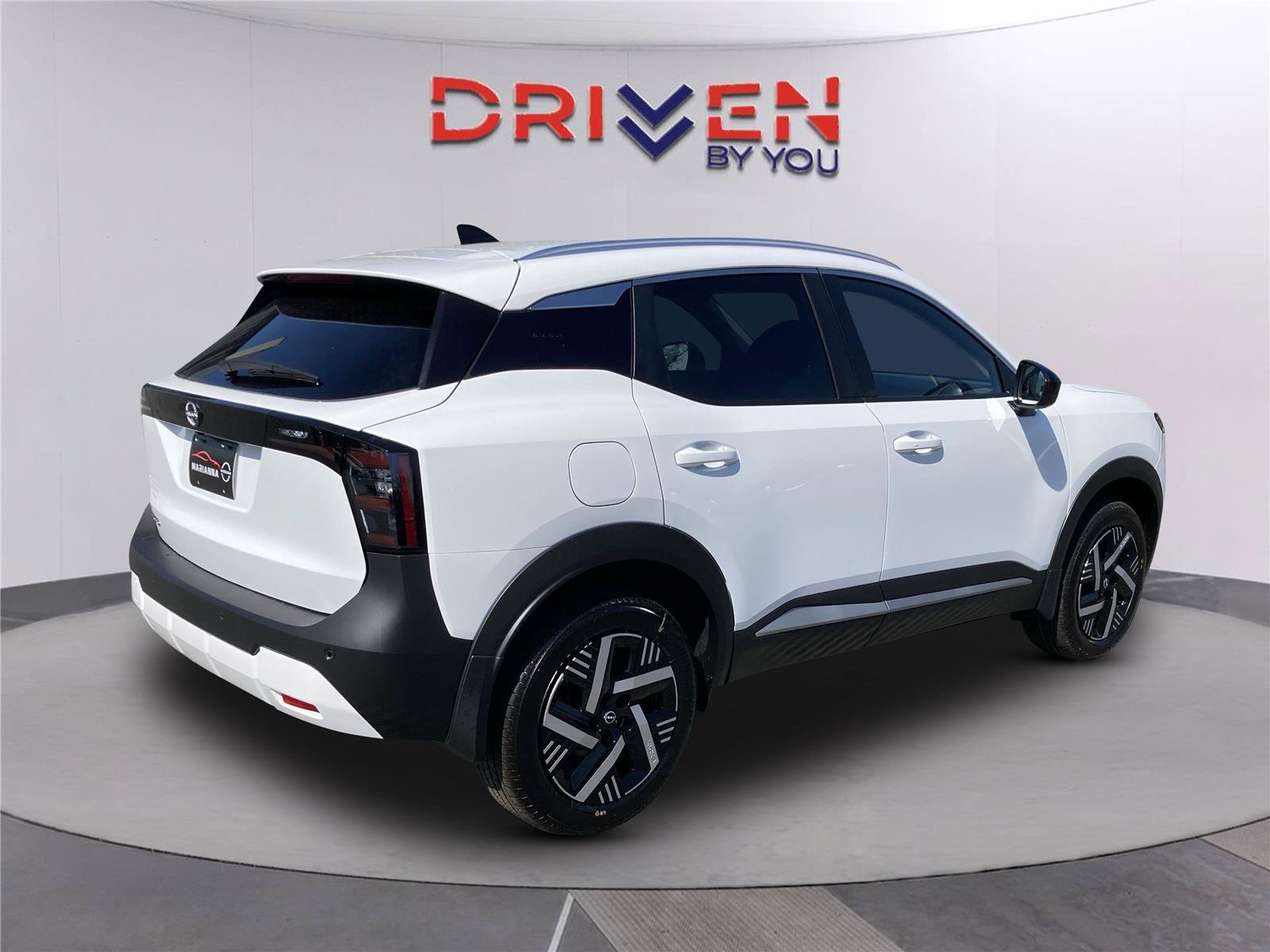 New 2026 Nissan Kicks SV w/ SV Premium Package FWD image 5