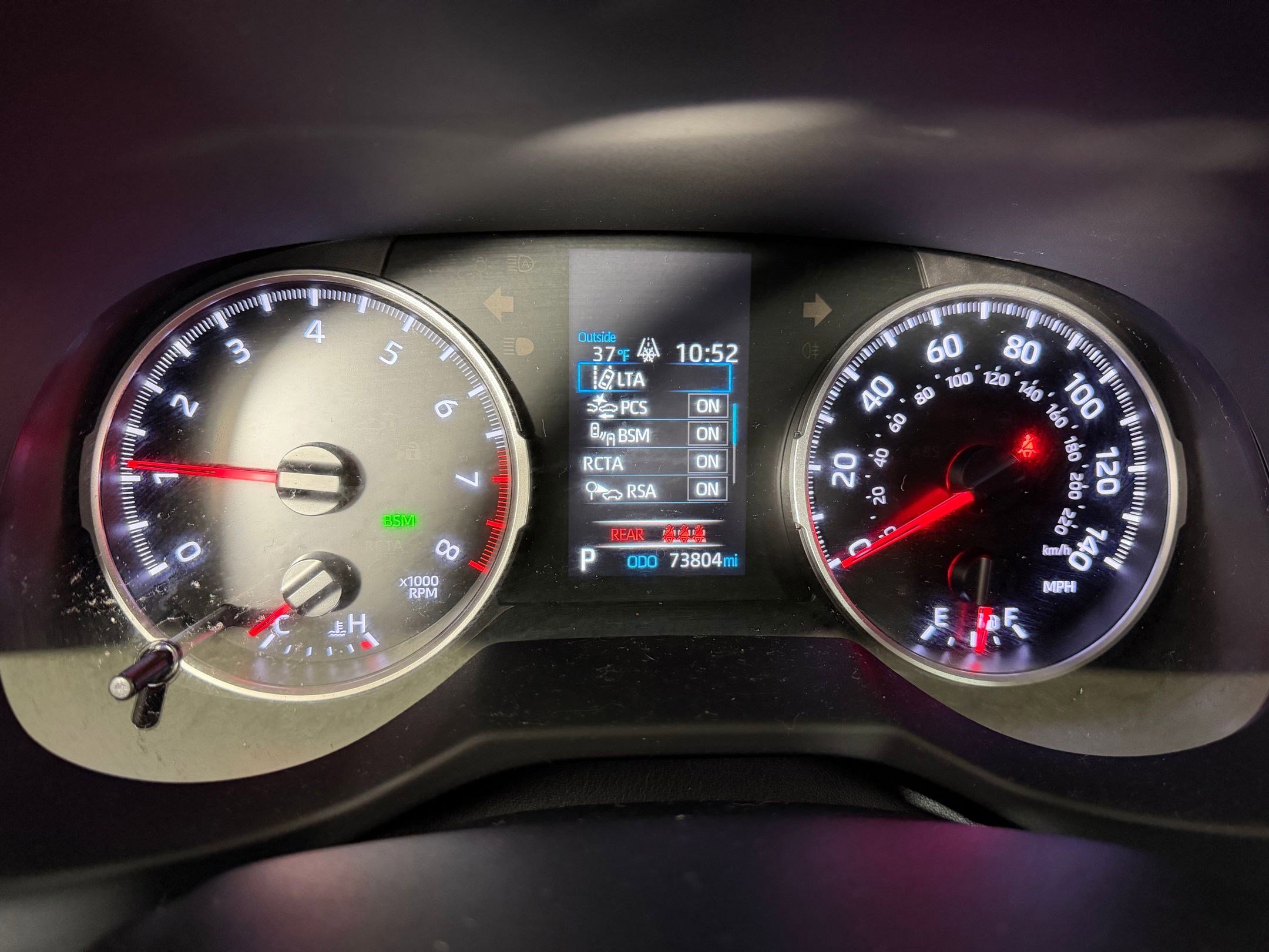 Used 2021 Toyota RAV4 XLE w/ Convenience Package AWD/4WD image 17