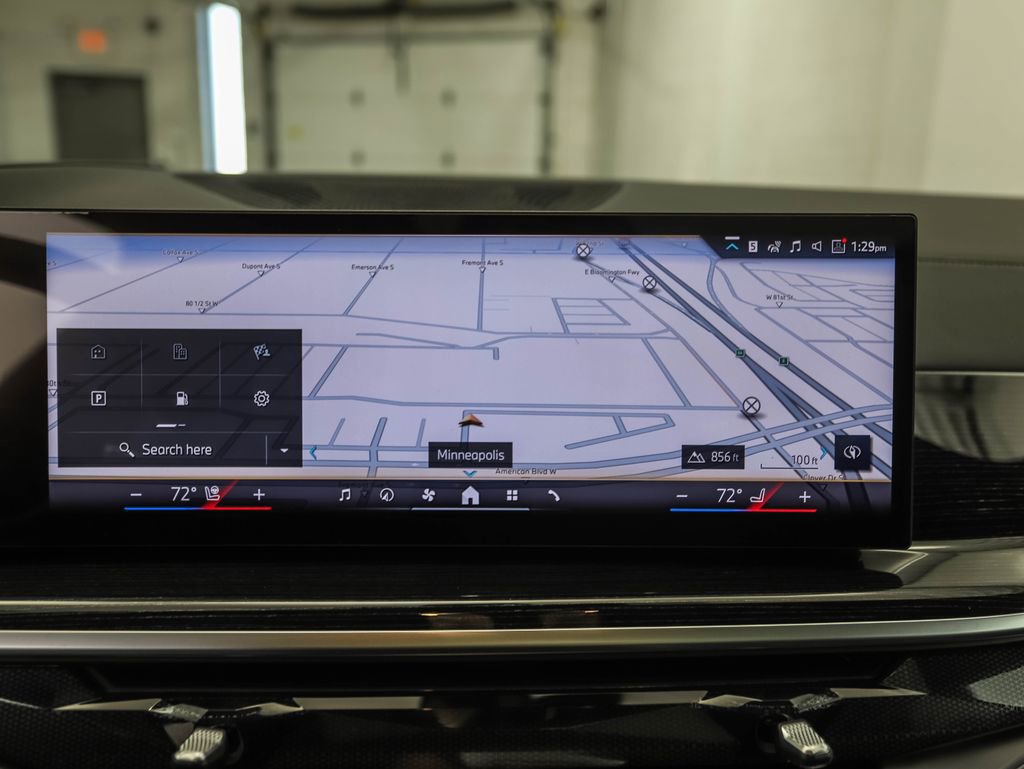 New 2026 BMW X6 xDrive40i w/ Executive Package image 17