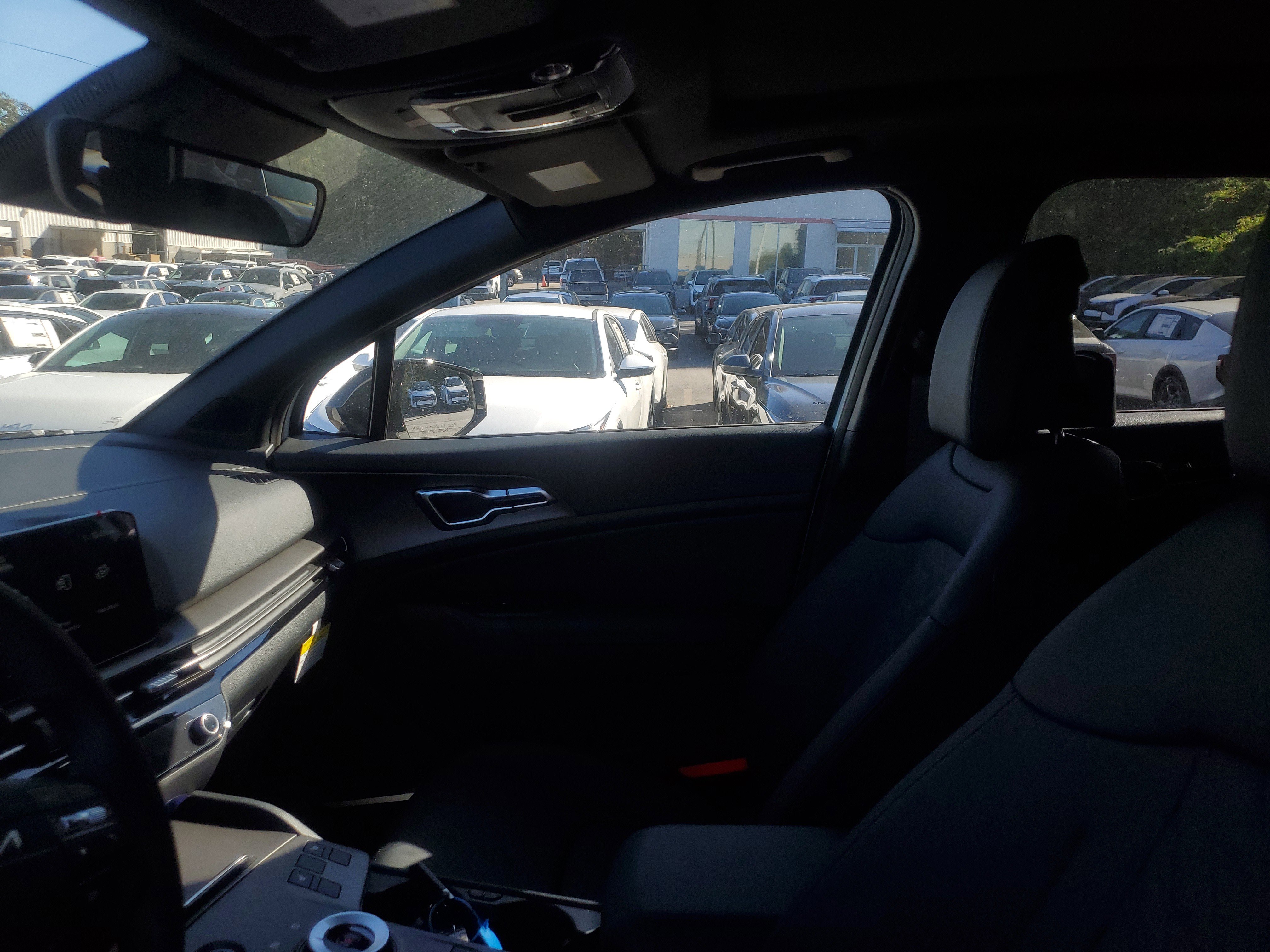 New 2026 Kia Sportage AWD Hybrid image 17