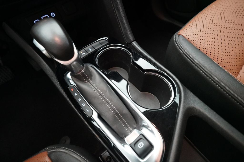 Used 2020 Buick Encore GX Essence FWD image 17