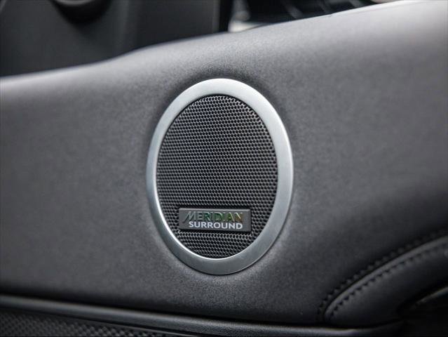 New 2025 Land Rover Discovery S image 29