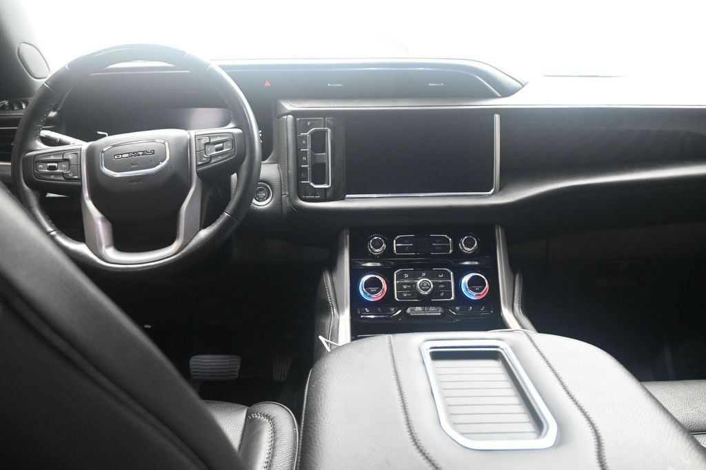 Used 2024 GMC Yukon Denali w/ Denali Reserve Package AWD/4WD image 23