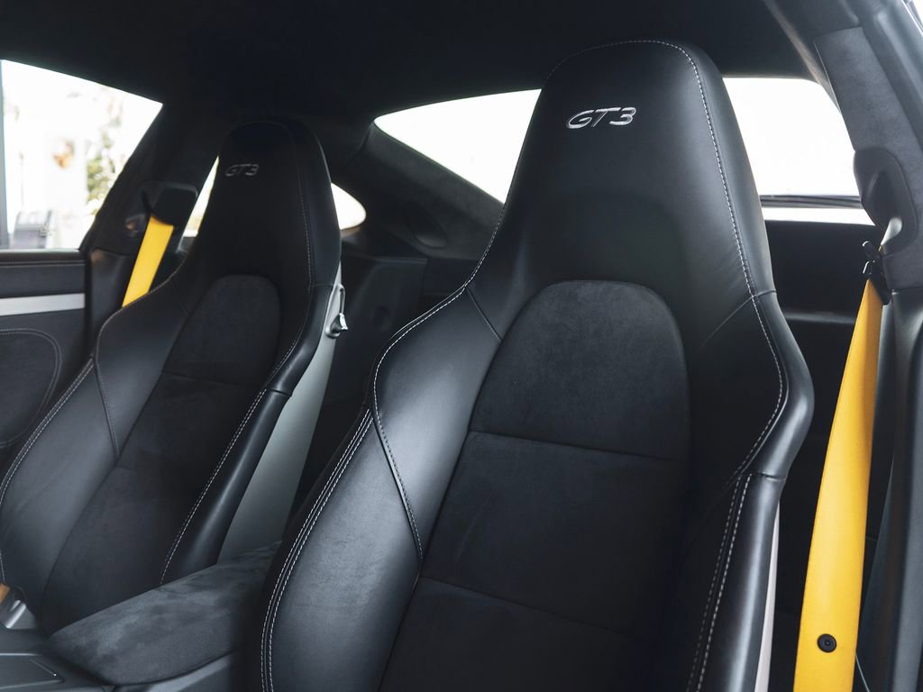 Used 2015 Porsche 911 GT3 image 5