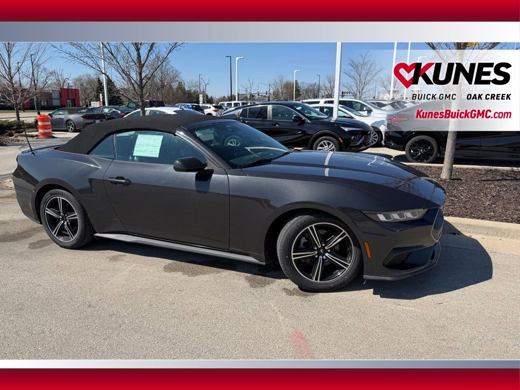 Used 2024 Ford Mustang Premium image 4