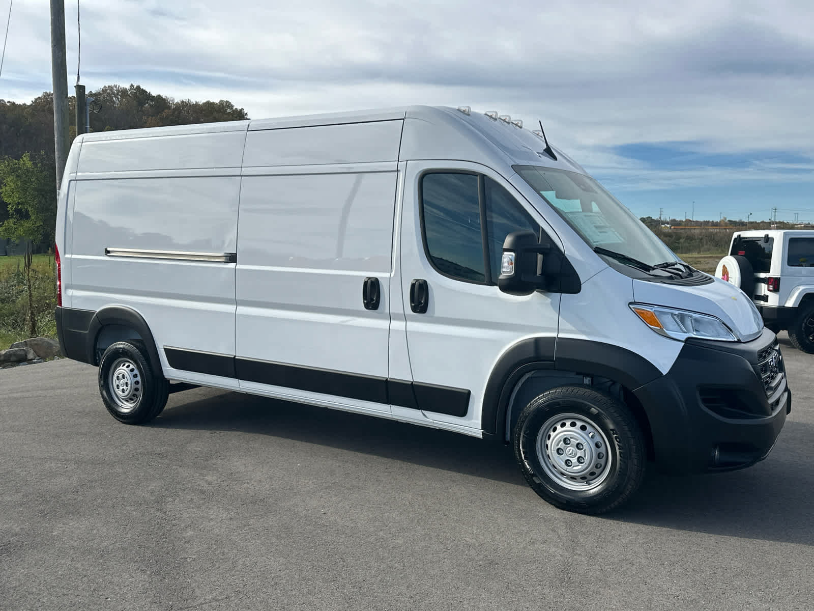 New 2024 RAM ProMaster 2500 w/ Safety Group FWD image 8