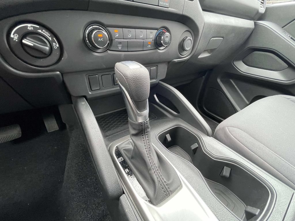 Used 2024 Nissan Frontier S w/ Technology Package AWD/4WD image 32