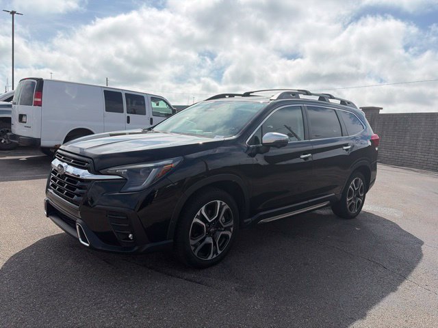 Used 2023 Subaru Ascent Touring AWD/4WD image 3