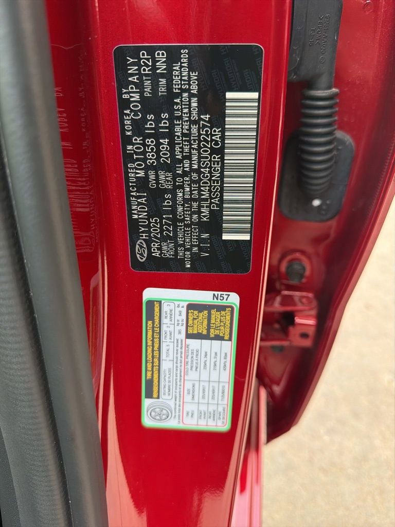 Used 2025 Hyundai Elantra Sport image 50