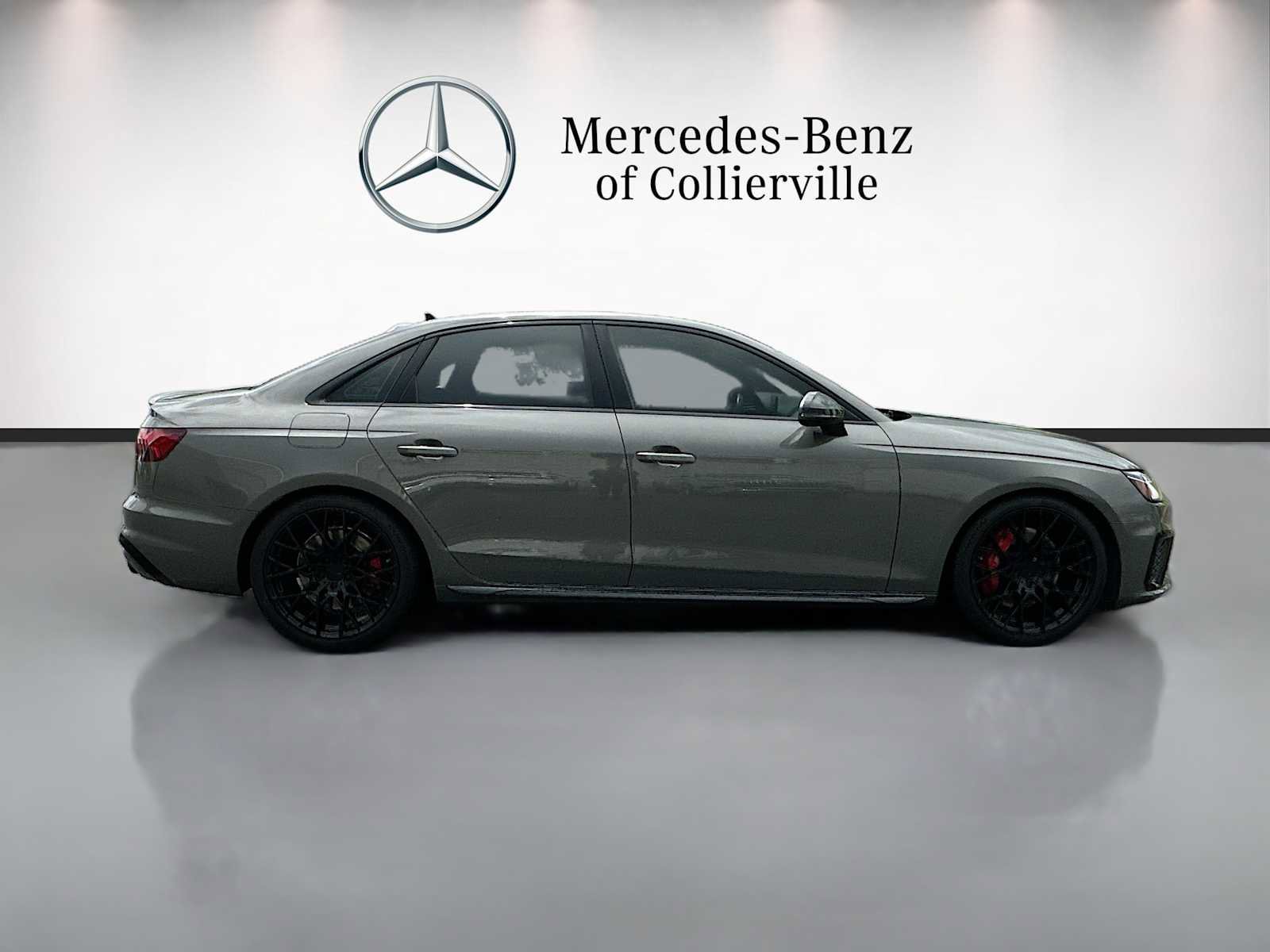 Used 2023 Audi S4 Premium Plus w/ Premium Plus Package AWD/4WD image 4
