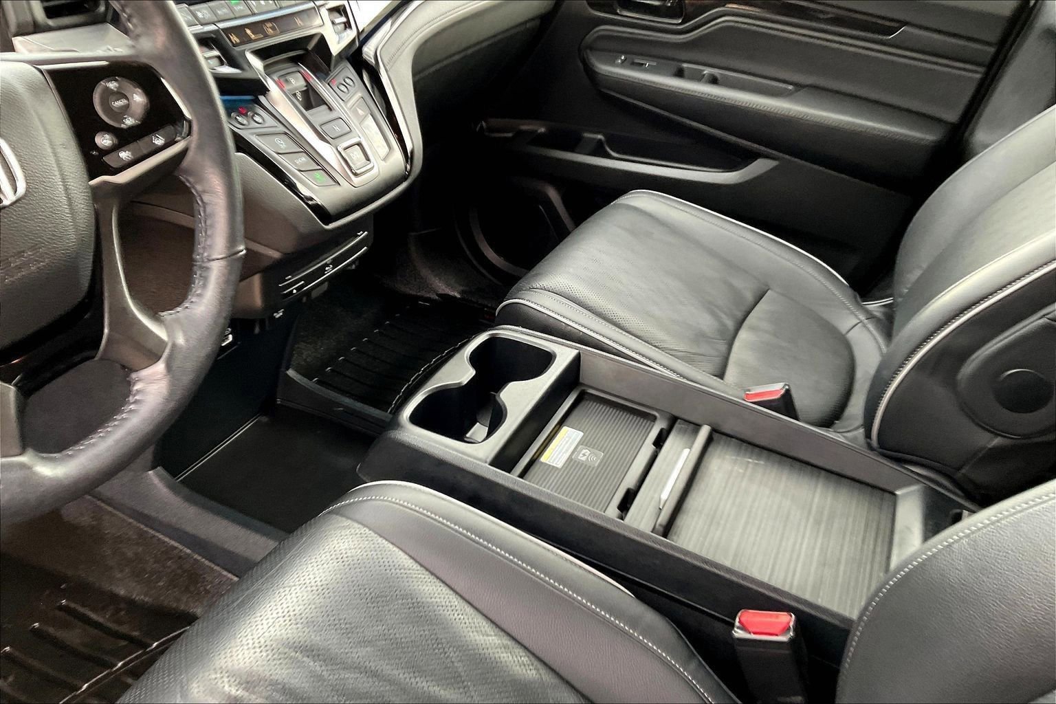 Used 2023 Honda Odyssey Elite image 15