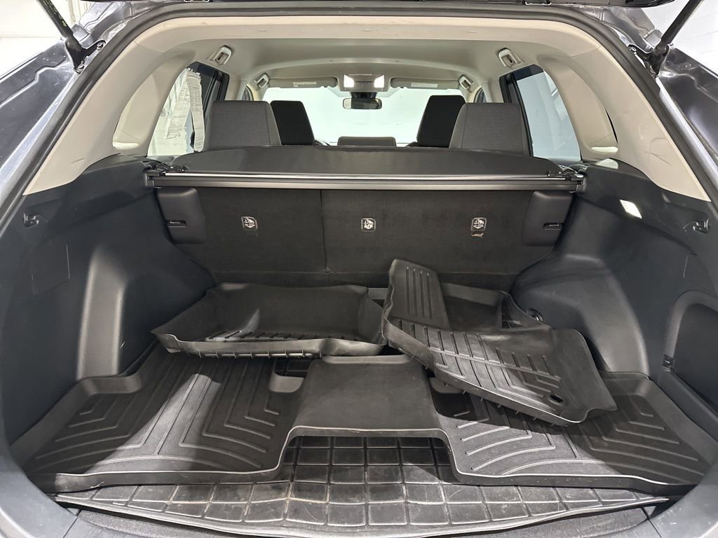 Certified 2022 Toyota RAV4 LE image 17
