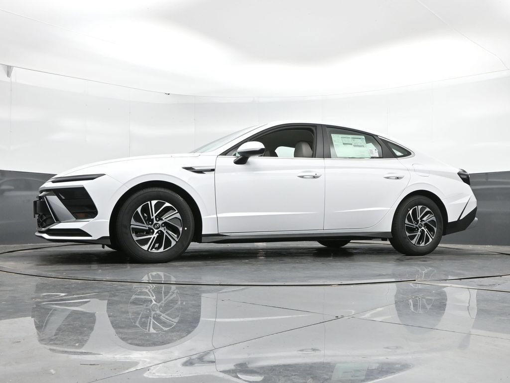 New 2026 Hyundai Sonata Blue FWD image 44