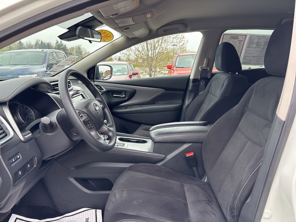 Used 2020 Nissan Murano S w/ Technology Package FWD image 9