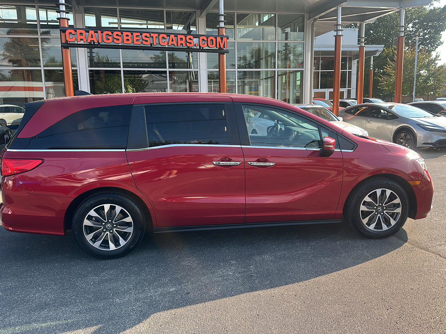 Used 2022 Honda Odyssey EX-L image 2