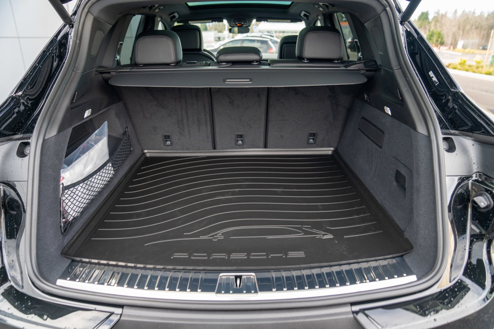 Certified 2026 Porsche Cayenne AWD/4WD image 27
