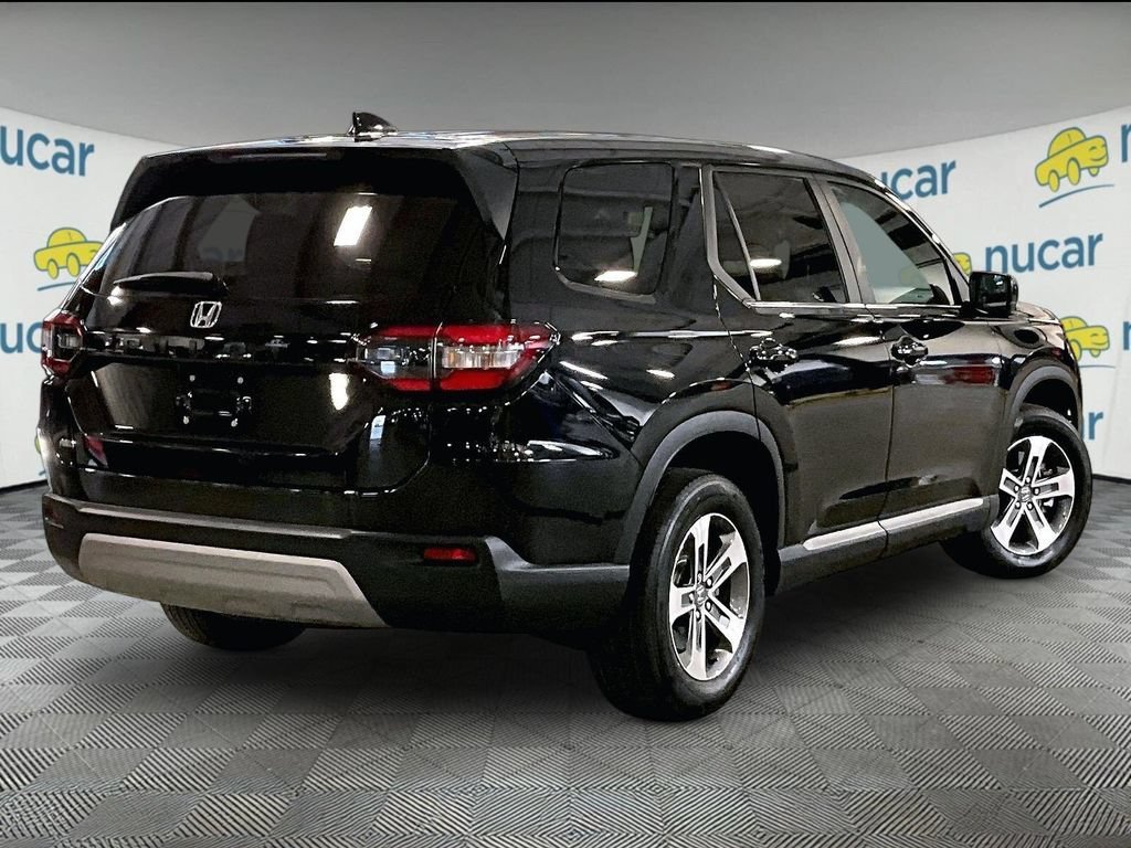 Used 2025 Honda Pilot EX-L image 6