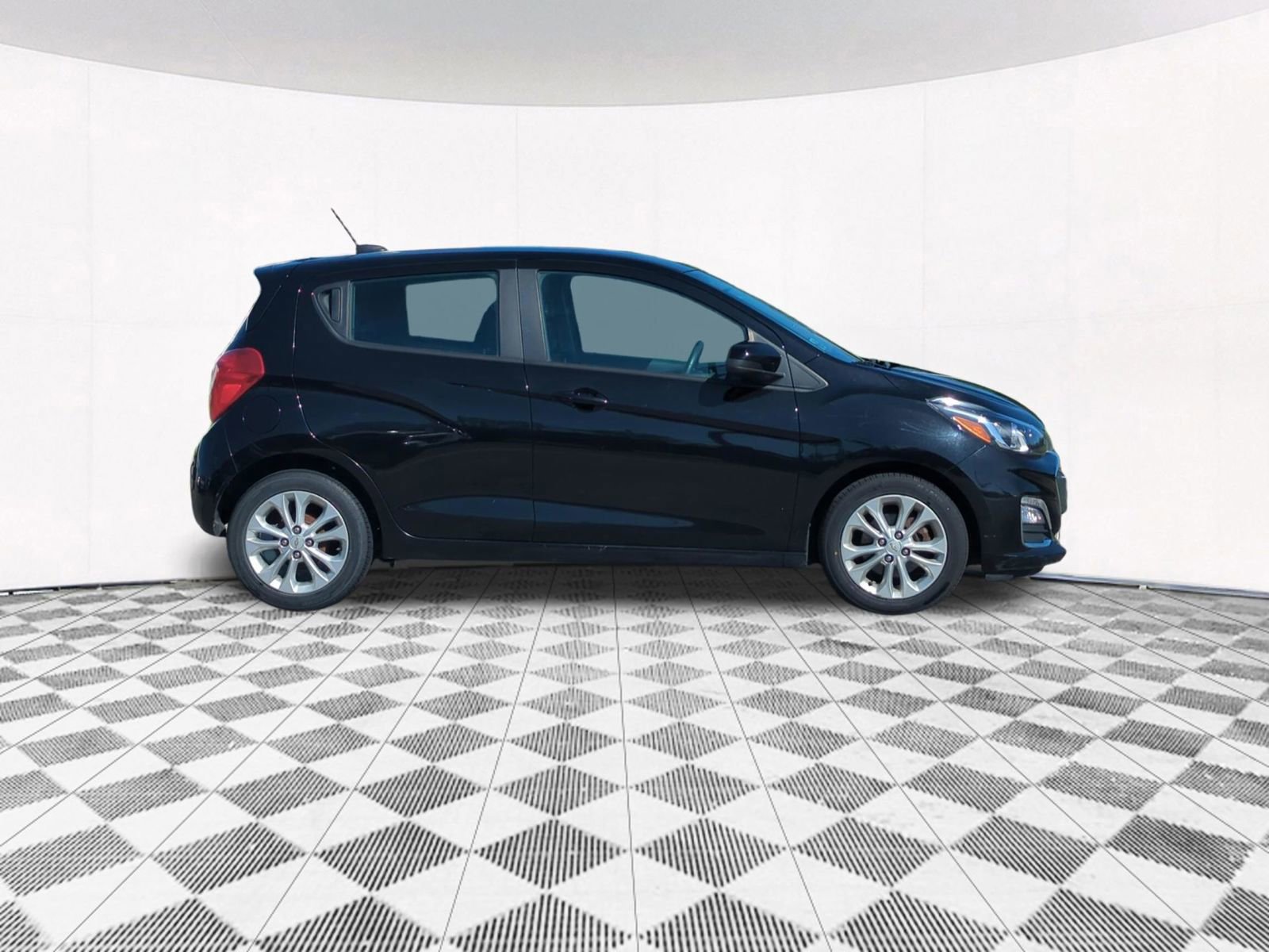 Used 2019 Chevrolet Spark LT FWD image 7