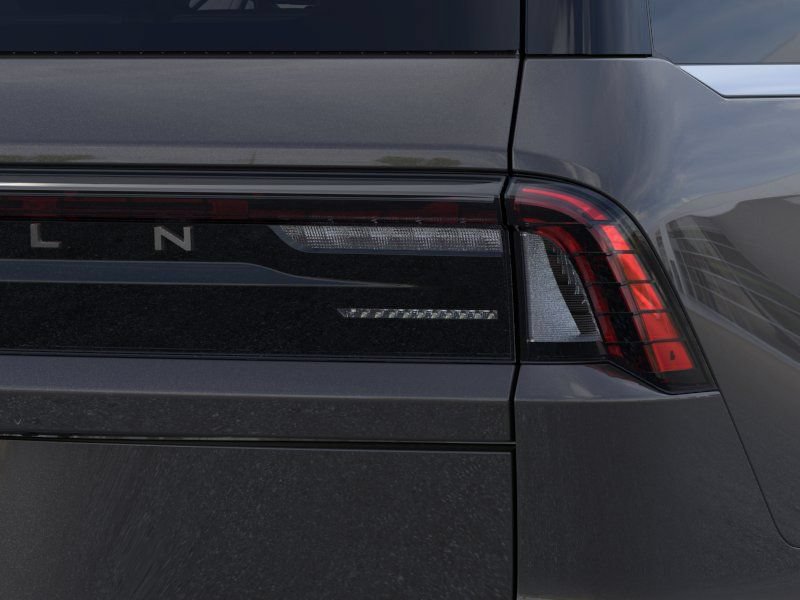 New 2026 Lincoln Navigator Black Label AWD/4WD image 40
