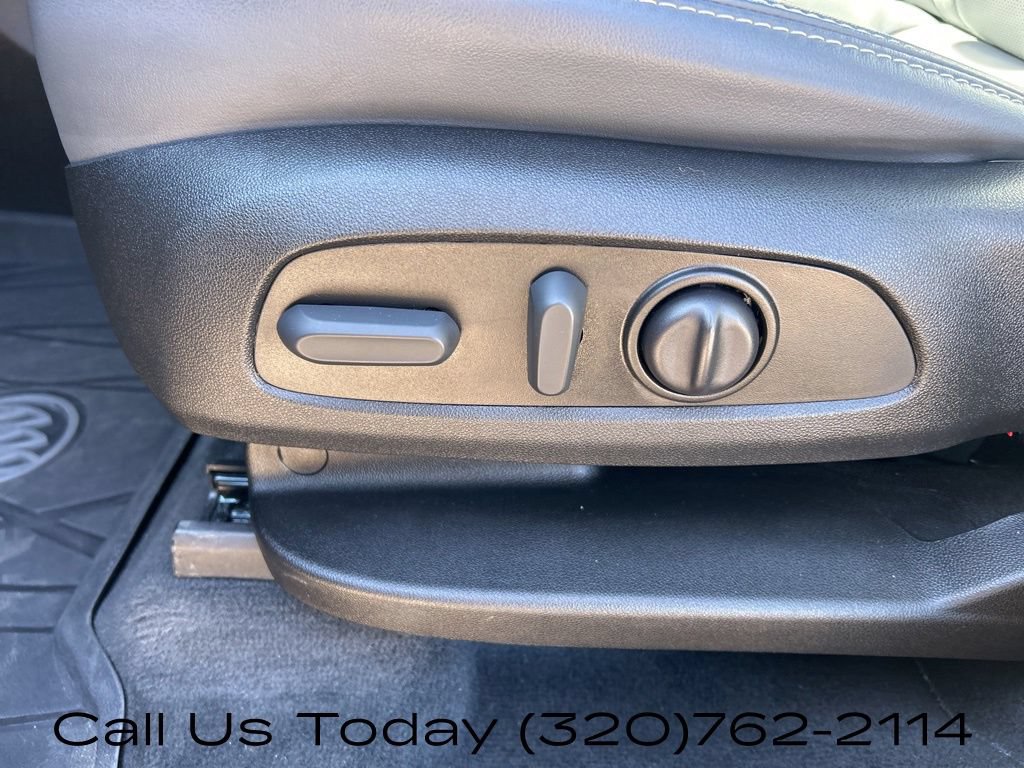 Certified 2023 Buick Enclave Essence w/ Experience Buick Package AWD/4WD image 17