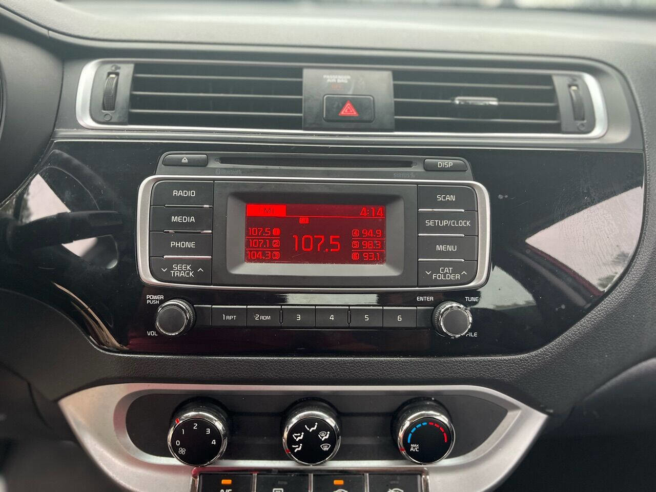 Used 2017 Kia Rio LX w/ Power Package image 13