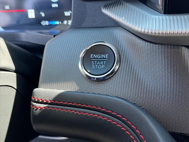 Used 2025 Ford Explorer ST image 12