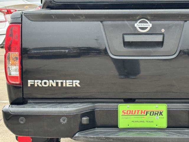 Used 2021 Nissan Frontier SV image 6