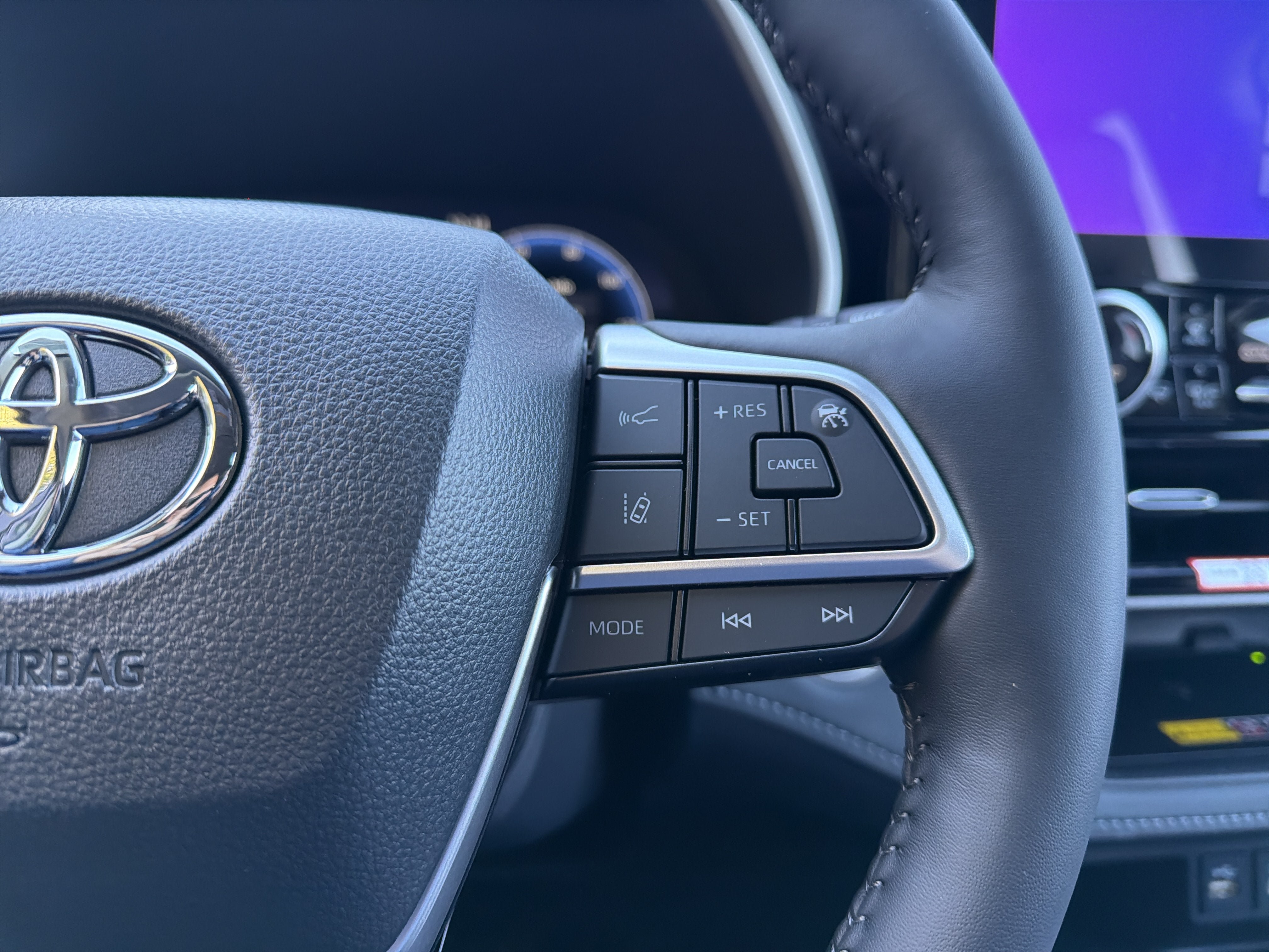 New 2026 Toyota Highlander AWD image 18