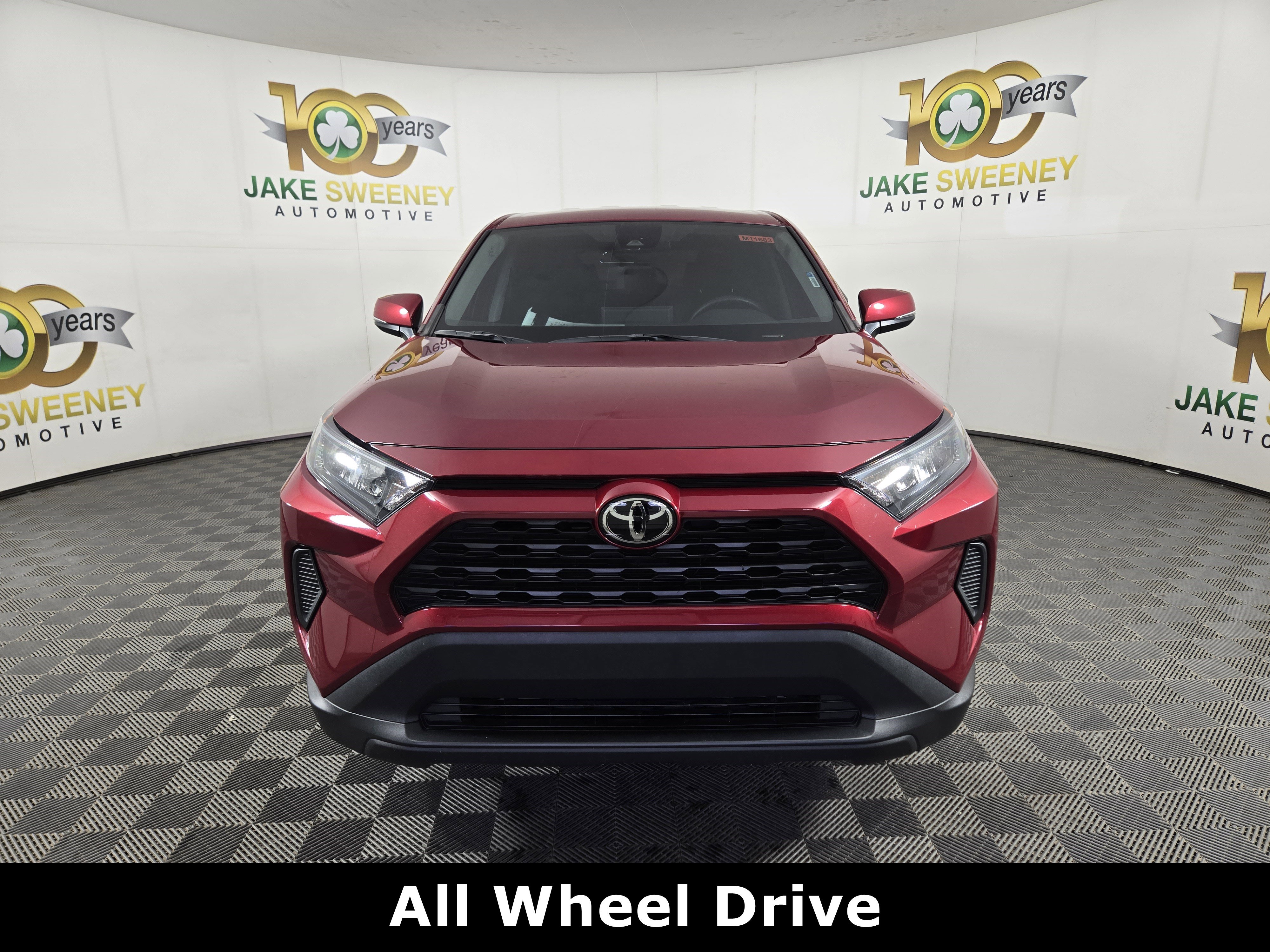 Used 2022 Toyota RAV4 LE AWD/4WD image 3