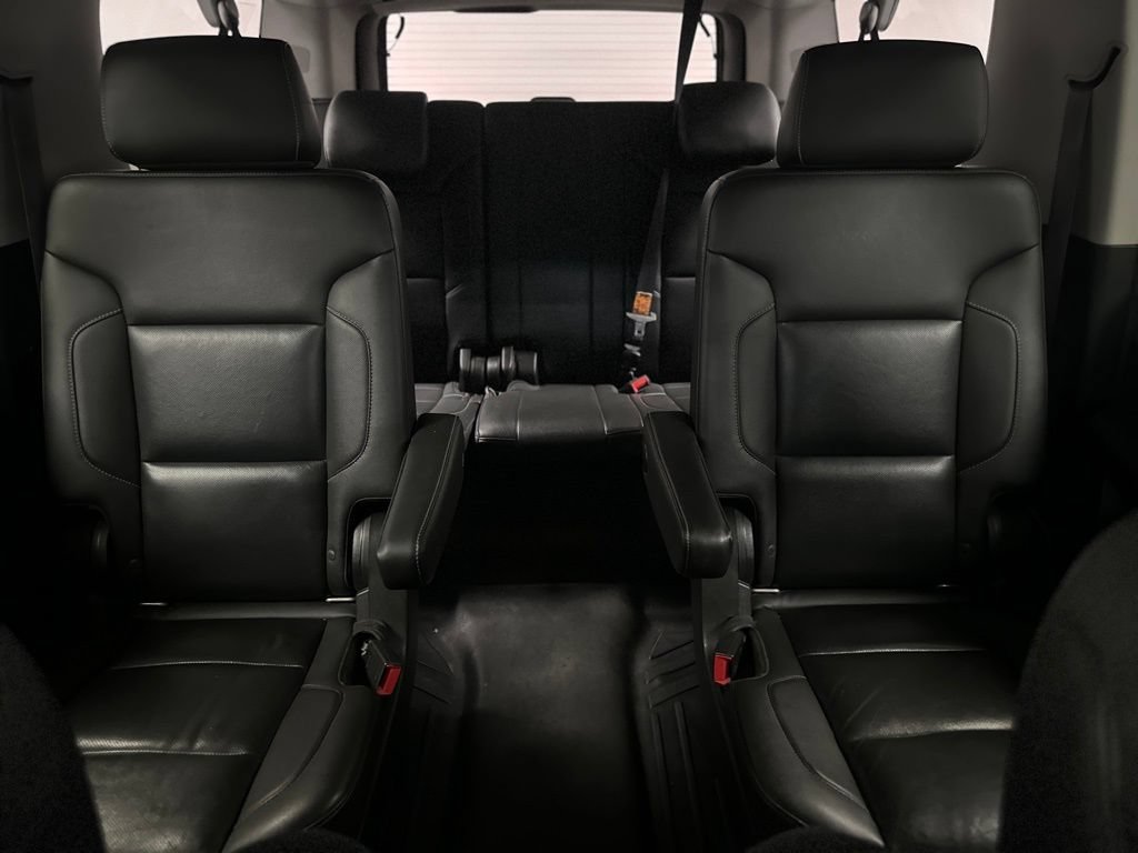 Used 2017 Chevrolet Suburban Premier RWD image 16