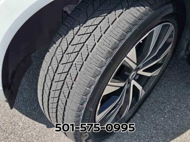 Used 2023 Volvo XC60 B5 Plus AWD/4WD image 22