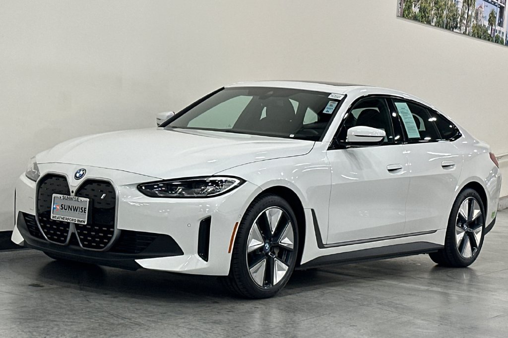 Used 2023 BMW i4 eDrive40 w/ Premium Package RWD image 8