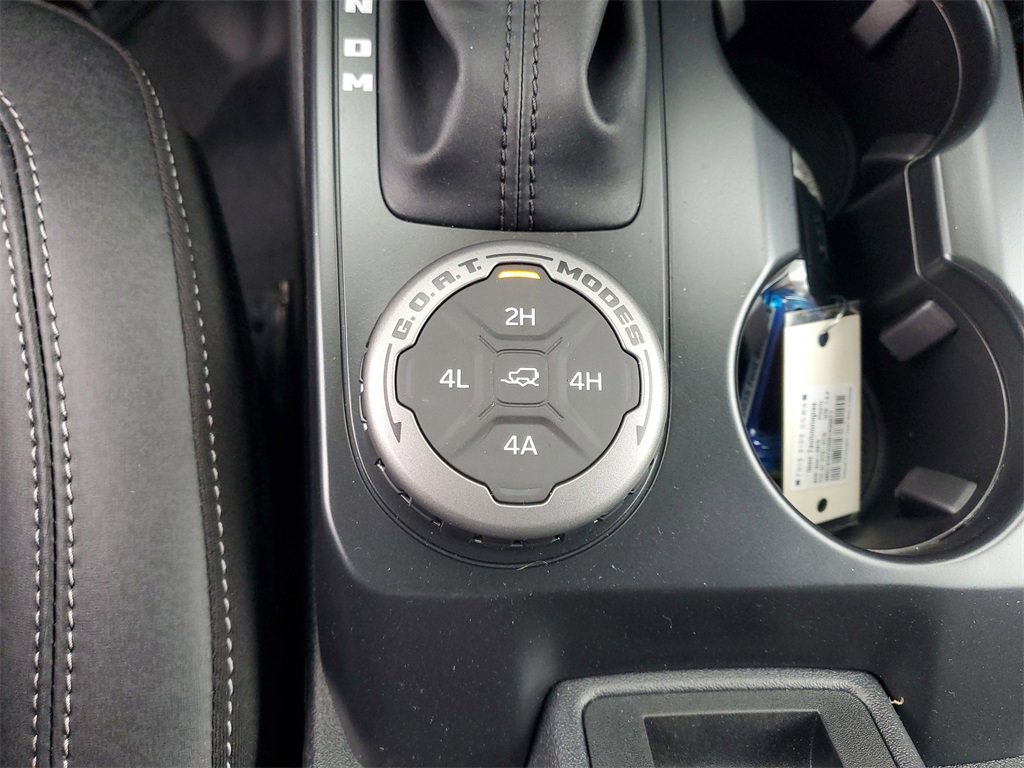 New 2025 Ford Bronco Badlands image 21