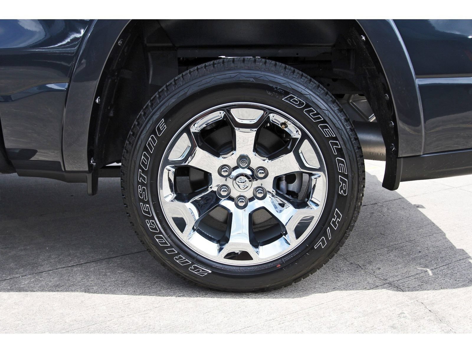 Used 2025 RAM 1500 Lone Star RWD image 32