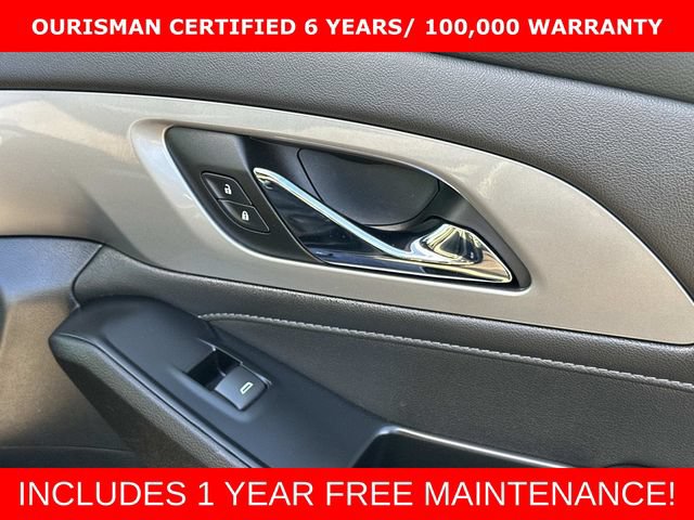 Used 2023 Chevrolet Traverse LT AWD/4WD image 9