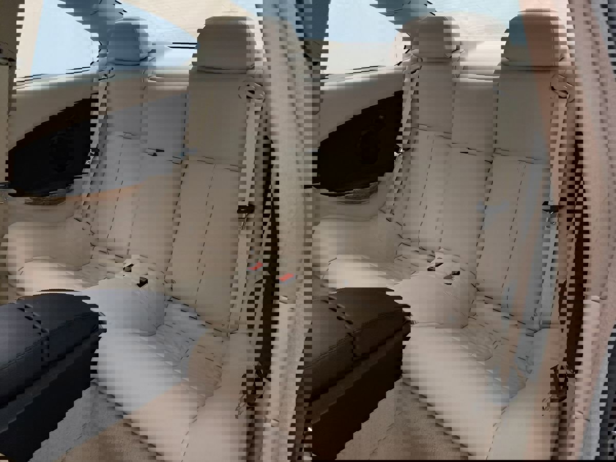 Used 2006 BMW 650i Coupe image 24