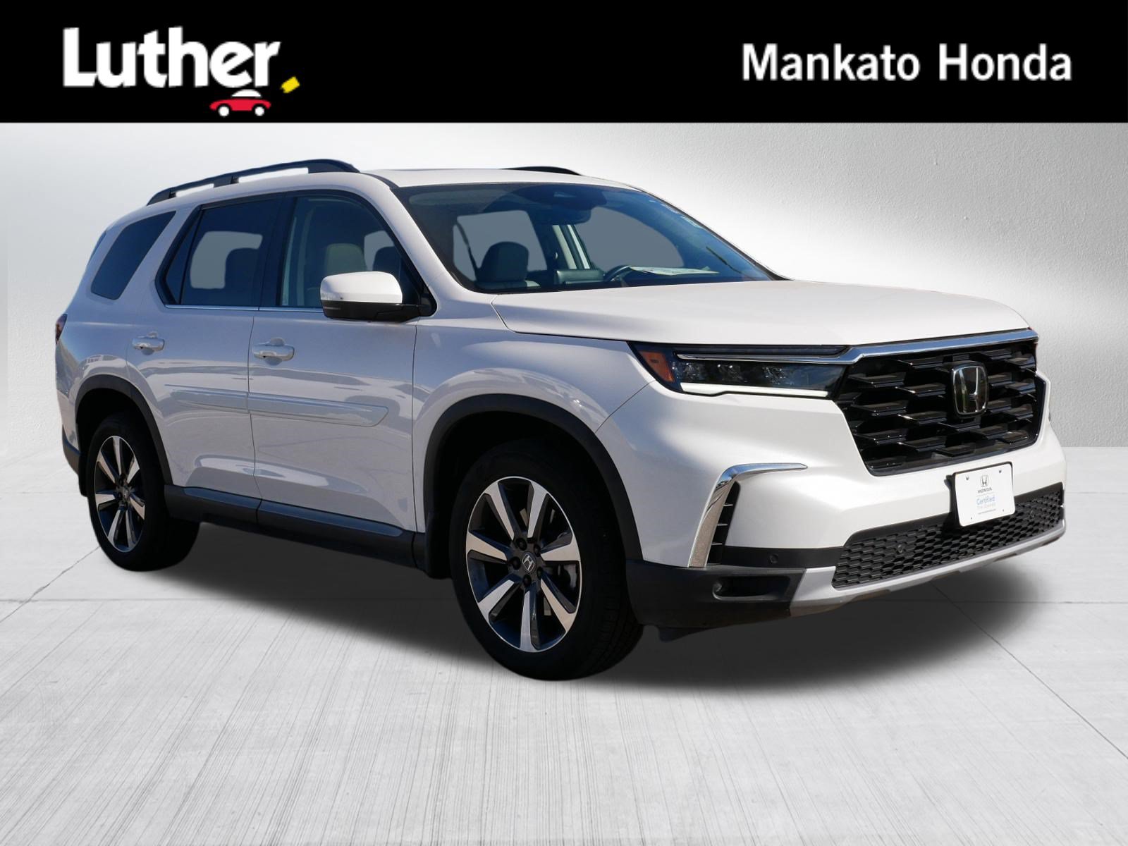 Certified 2025 Honda Pilot Touring