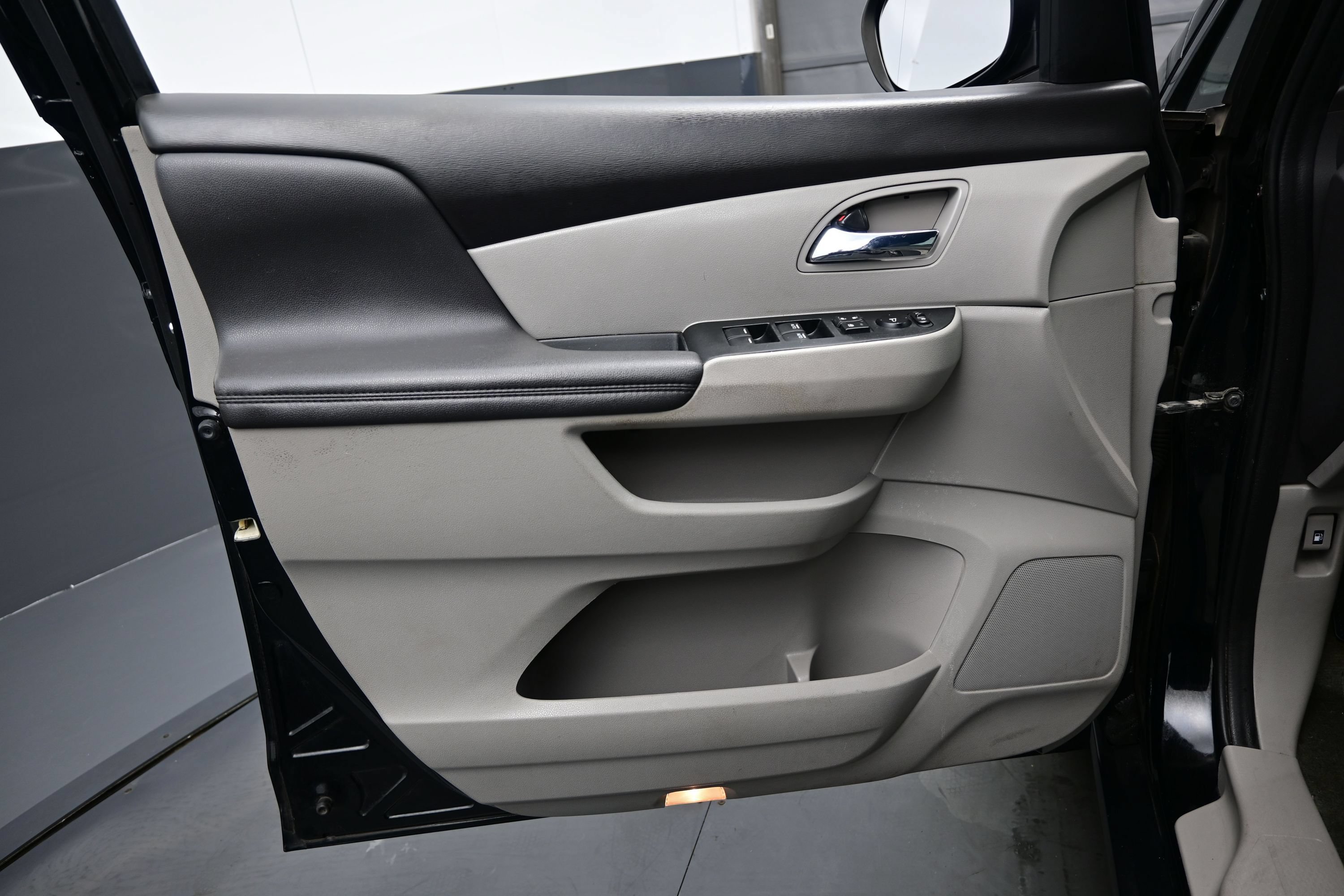 Used 2016 Honda Odyssey EX-L image 9