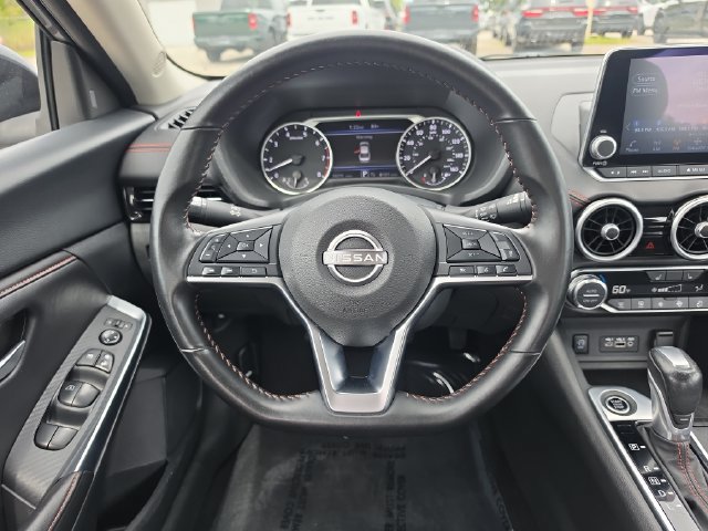 Used 2025 Nissan Sentra SR FWD image 9