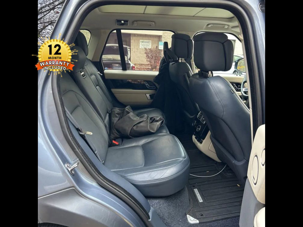 Used 2020 Land Rover Range Rover HSE image 22