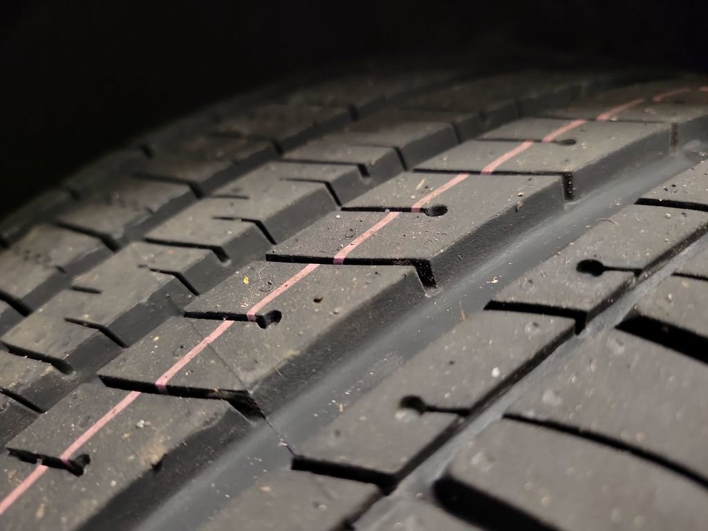 Used 2019 Chevrolet Volt LT w/ Comfort Package image 12