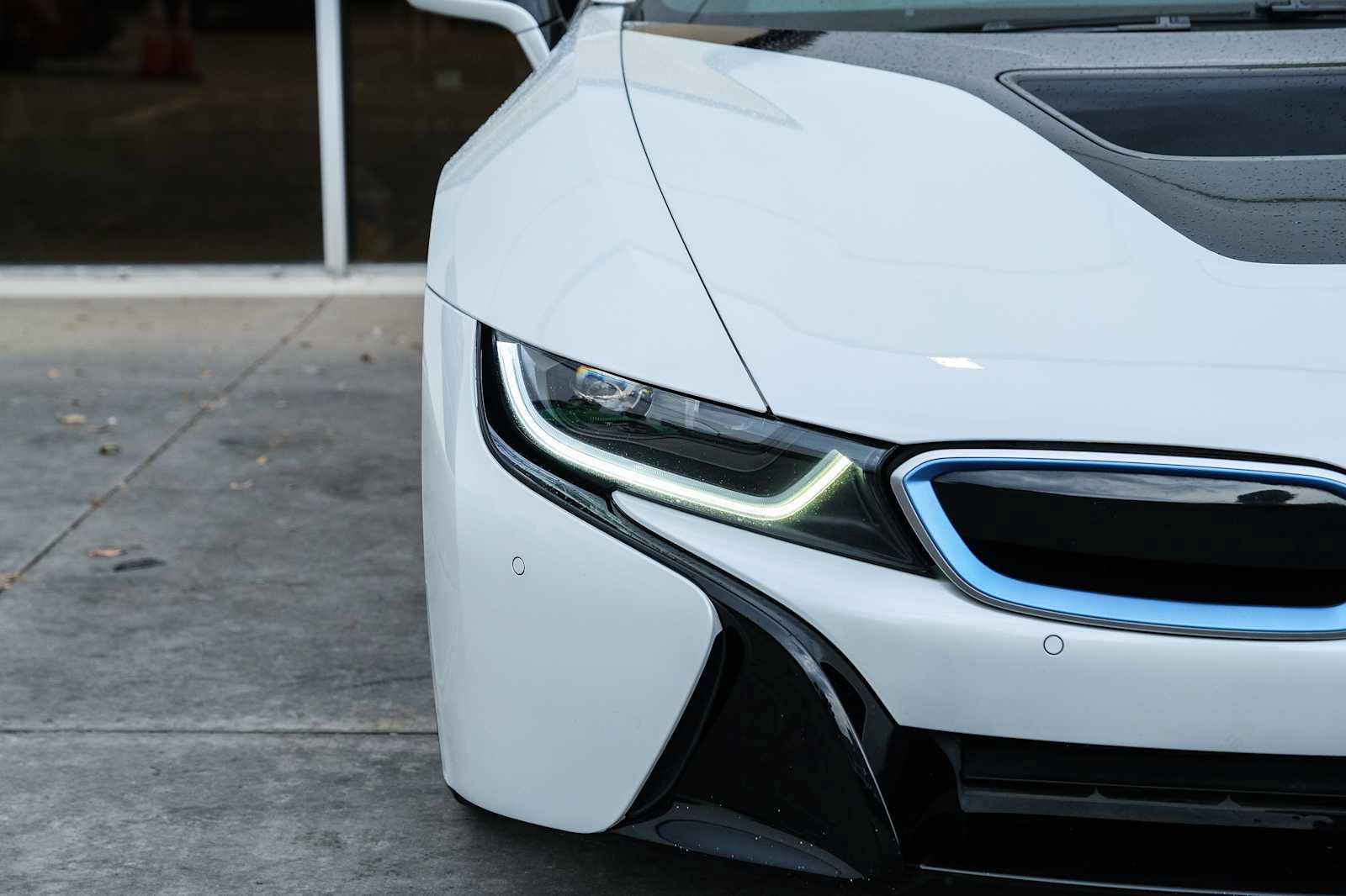 Used 2015 BMW i8 AWD/4WD image 3