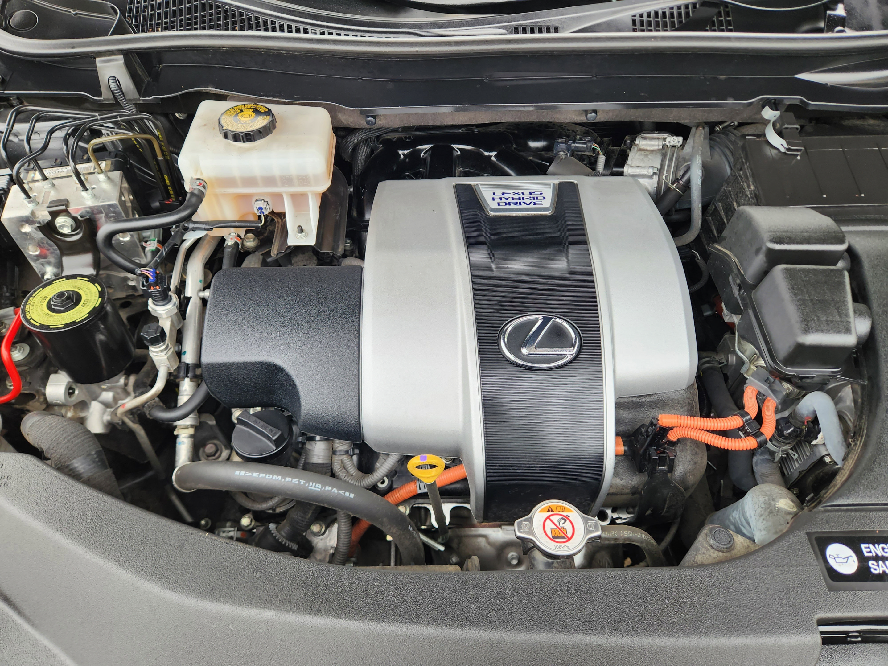 Certified 2021 Lexus RX 450h AWD w/ Premium Package image 16