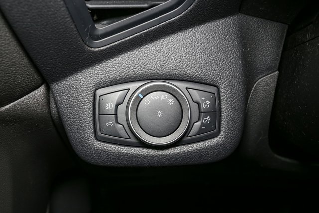 Used 2018 Ford Escape SE image 30