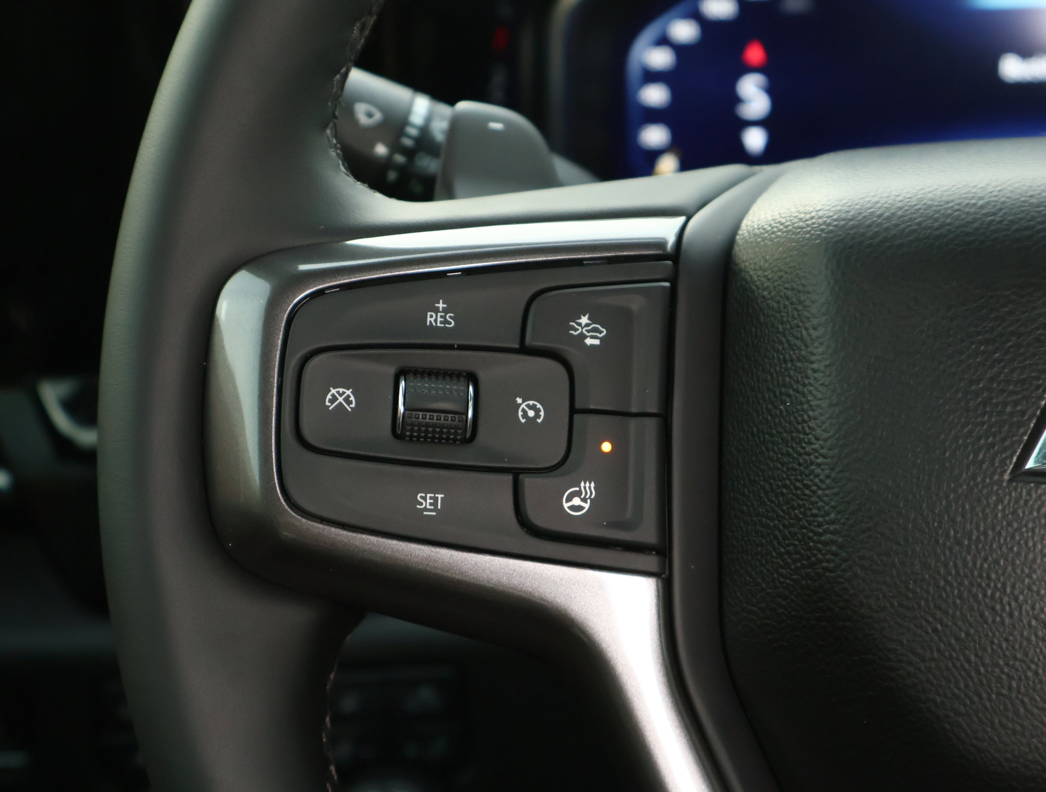 Used 2023 Chevrolet Silverado 1500 ZR2 w/ Technology Package image 17