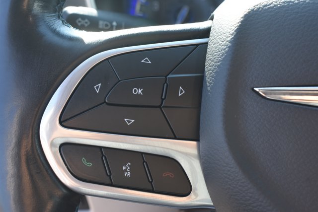 Used 2021 Chrysler Pacifica Touring-L AWD/4WD image 20